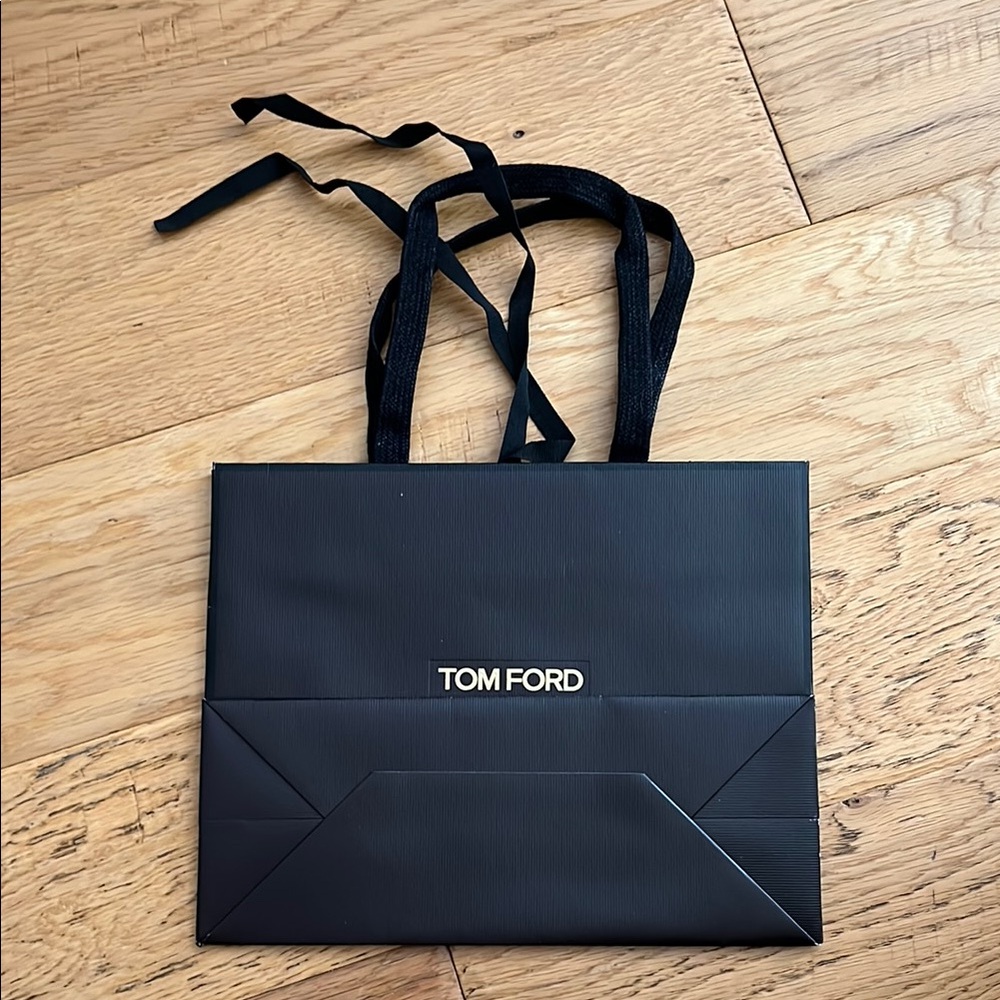 Tom Ford Elegant Black paper gift  bag